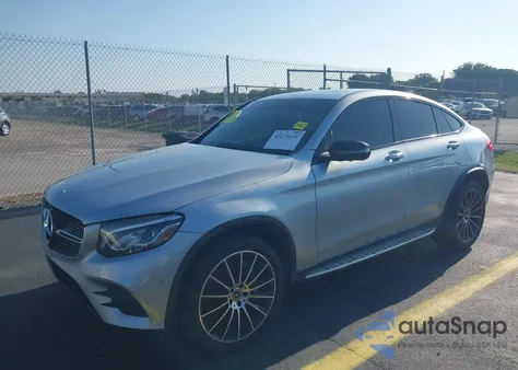 2018 Mercedes-Benz Glc 300 Coupe 4Matic z USA, uszkodzony, nr VIN WDC0J4KB8JF351038